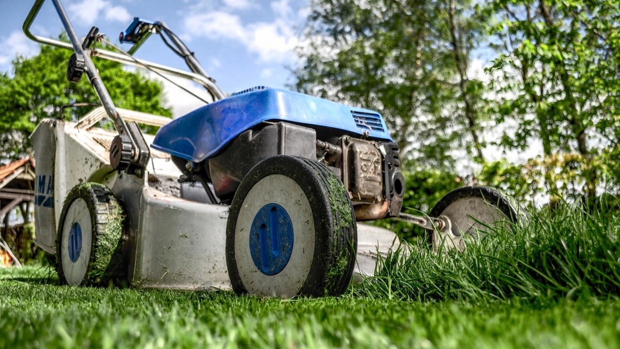 Lawn & Landscape Care